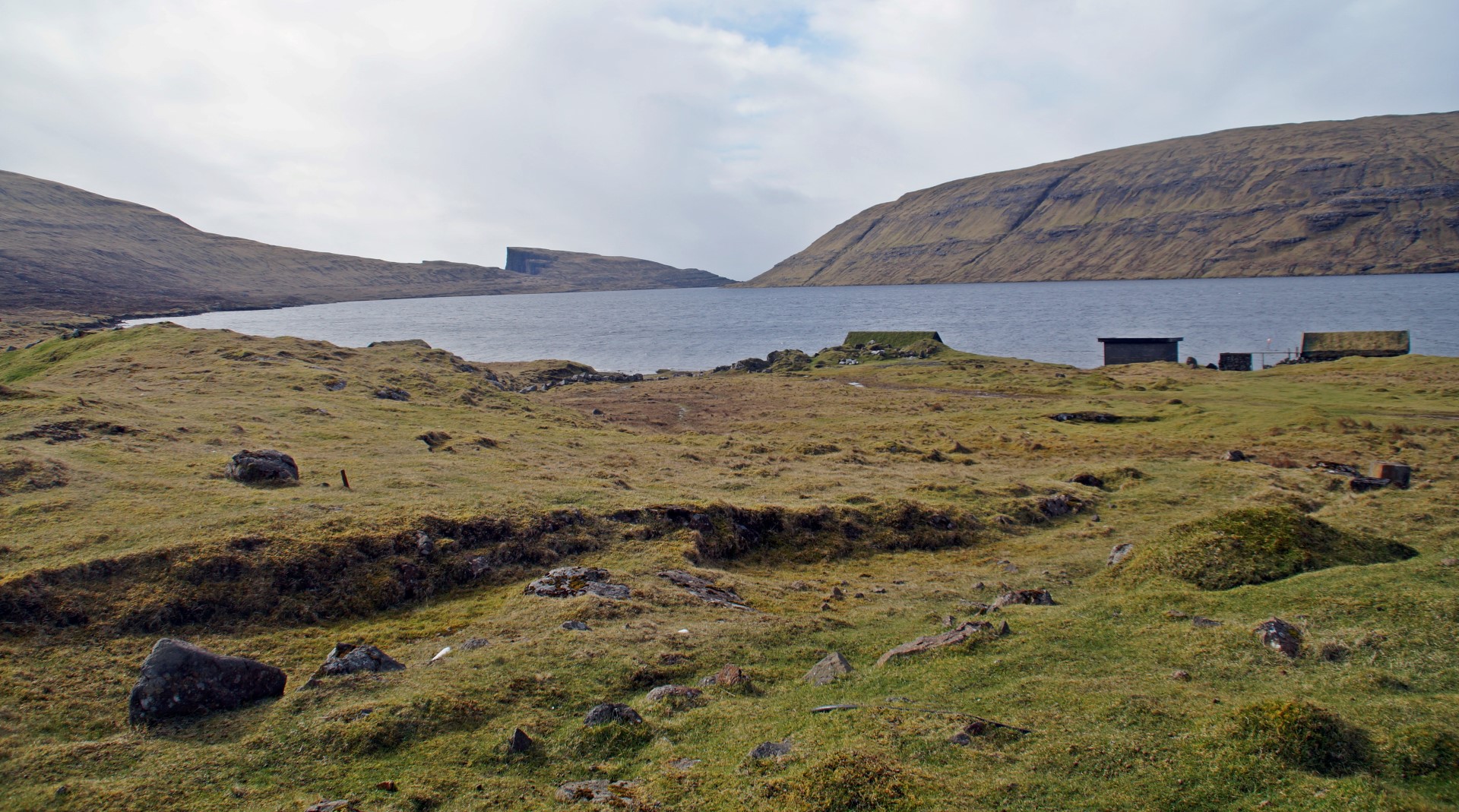 Lake Leitisvatn